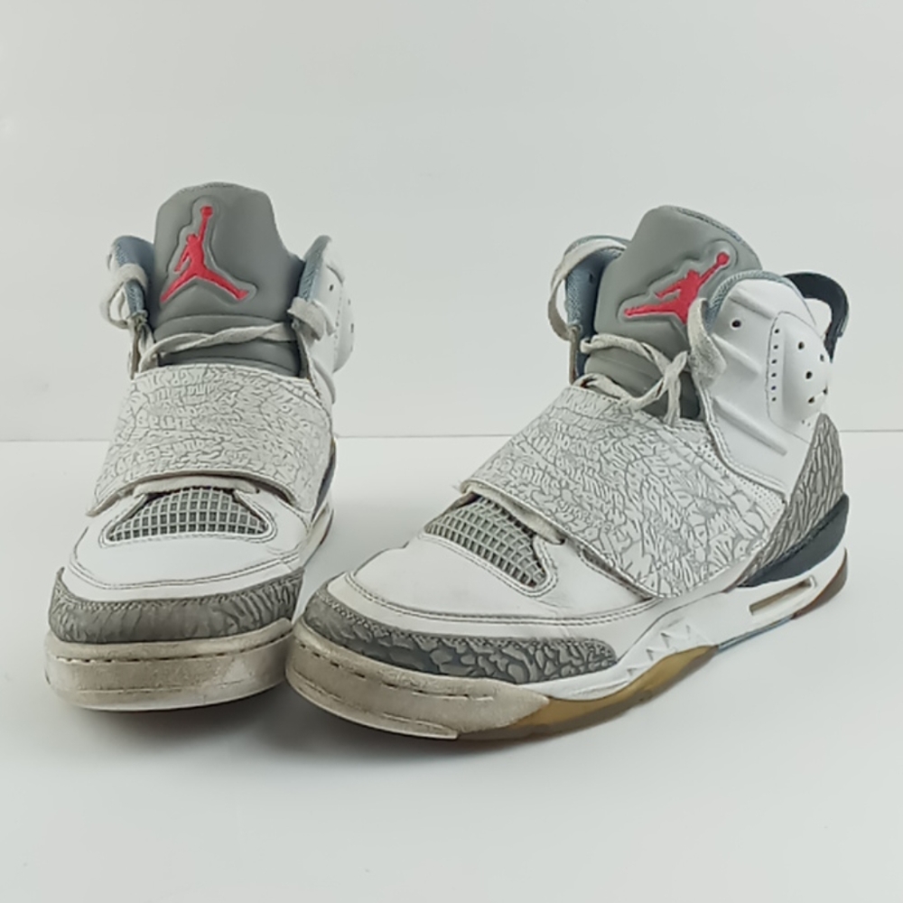 Air Jordan Son of Mars Sneakers